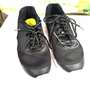 Fila black women's sneakers